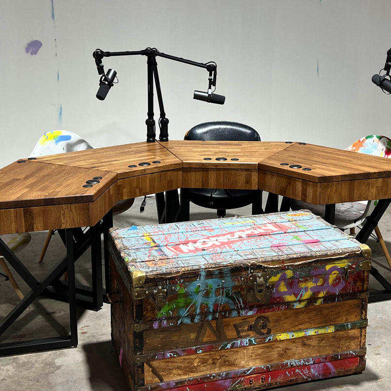 Modular Podcasting Desks